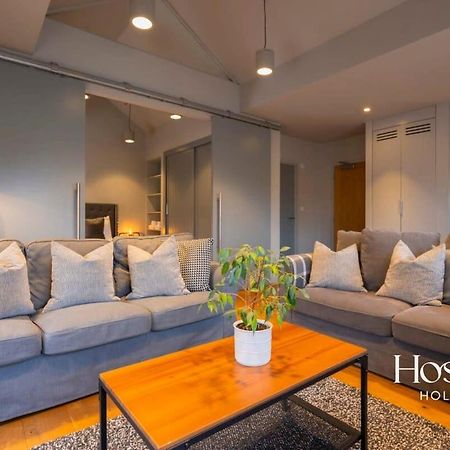 Stylish Luxury Apartment In The Centre Of Henley Екстер'єр фото