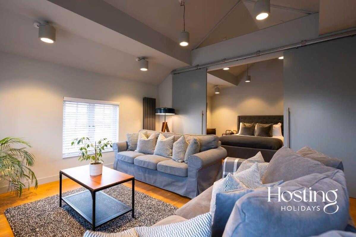 Stylish Luxury Apartment In The Centre Of Henley Екстер'єр фото